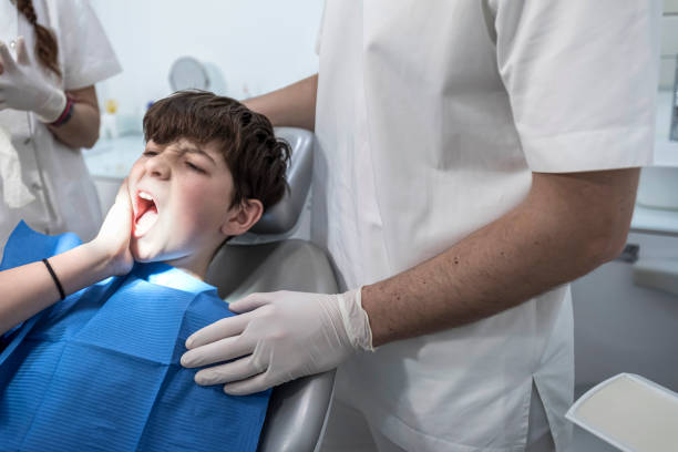 Best Emergency Tooth Extraction in North Kingsville, OH